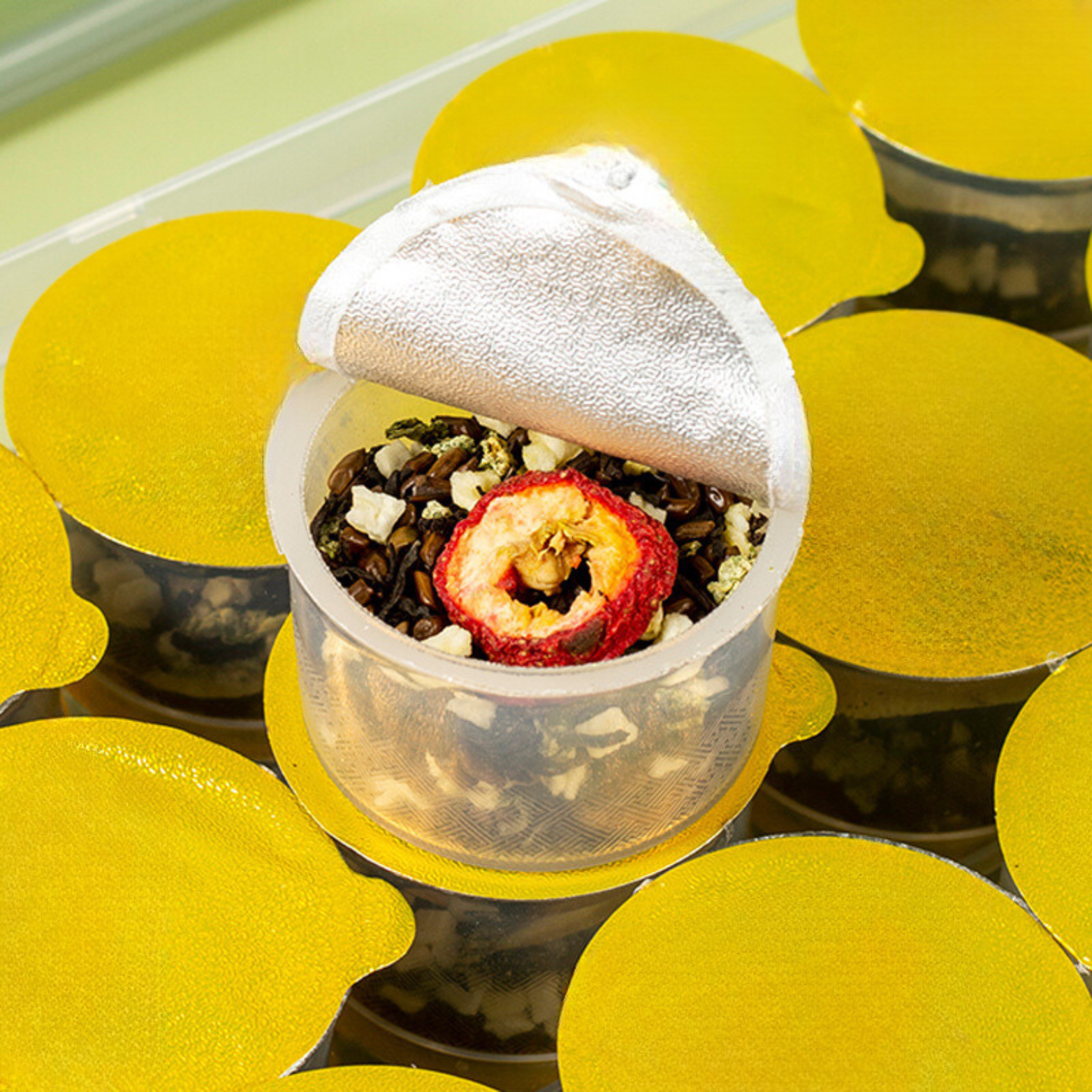 Té afrutado de manzana y limón 277 g (18,5 g x 15 latas)