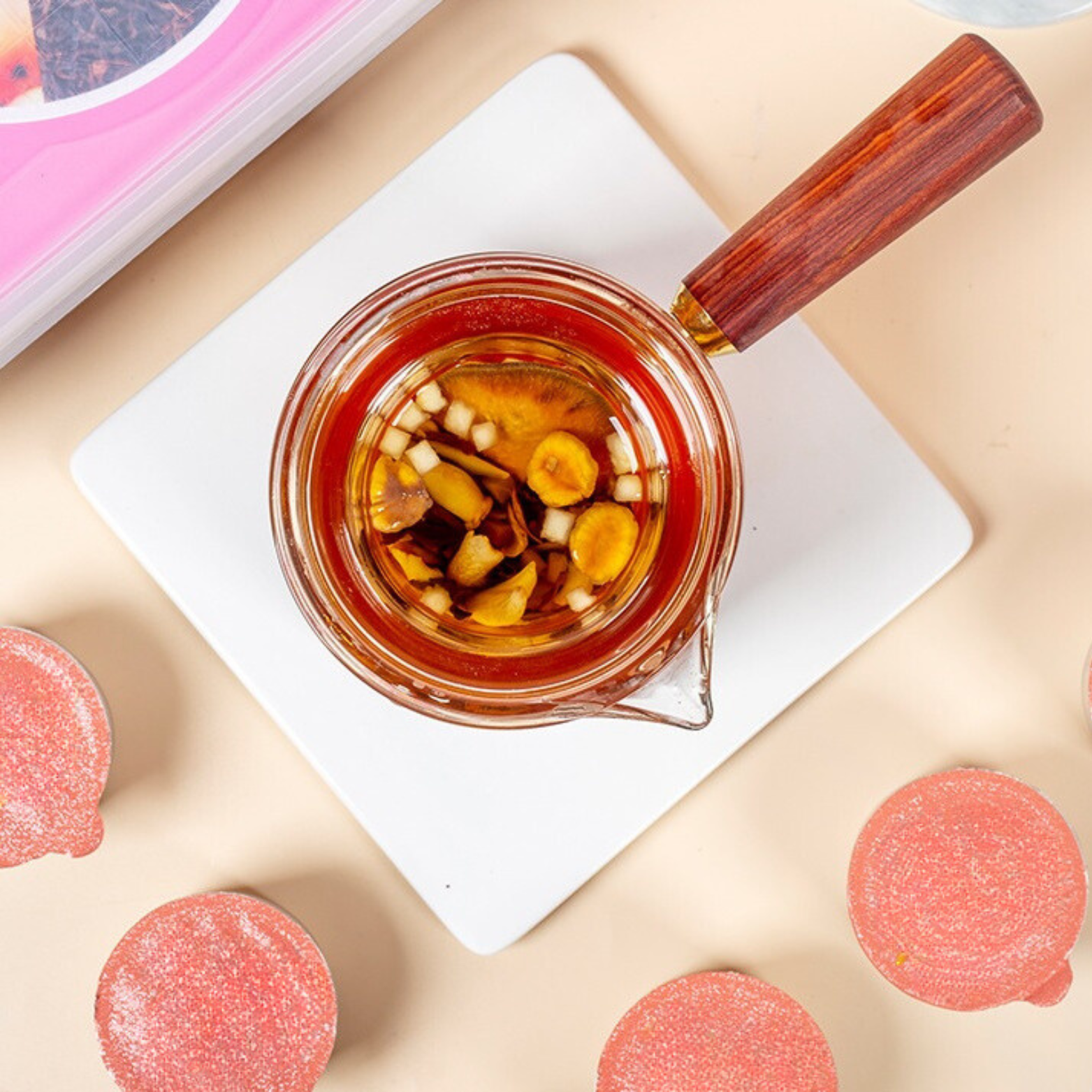 Té negro melocotón y miel 180 g (12 g x 15 latas)